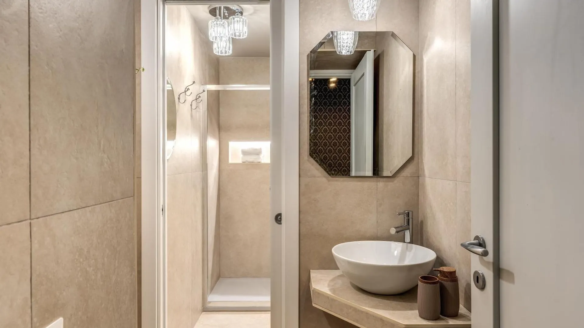 White Miracle Suite Rome Italy